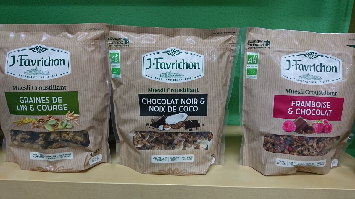 elcolmadodesora's tweet photo. Tenemos nuevos productos, los #crunchys con auténticos tropezones y con menos #azucar, son todos #eco y alguno #singluten. Además también 3 nuevas #galleta que son #sinhuevo y #sinleche. Pásate a conocer estos nuevos productos #Ávila https://t.co/WrviXvYBsZ