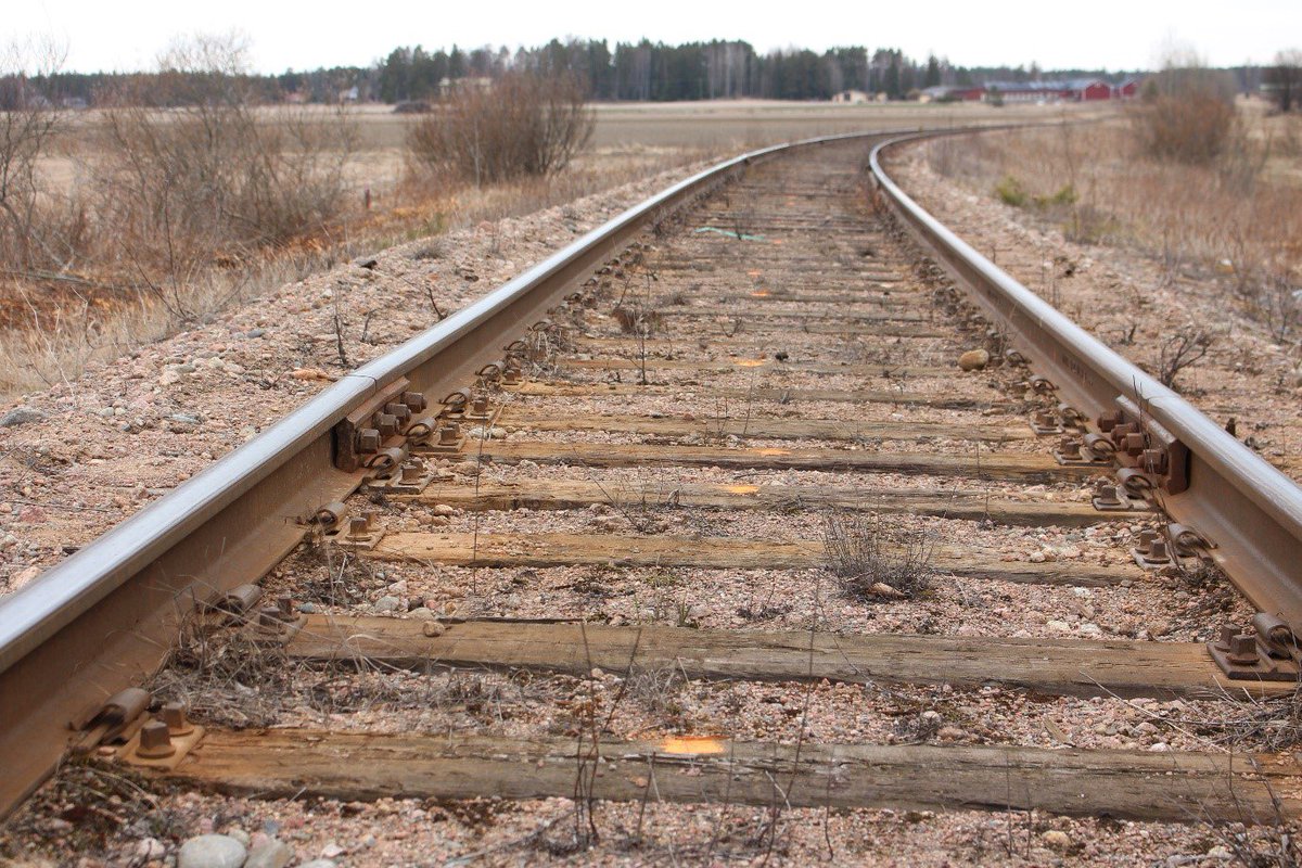 vaylafi's tweet image. Vähäliikenteisten ratojemme kunto on selvitetty #rataverkko #selvitys liikennevirasto.fi/-/liikennevira…