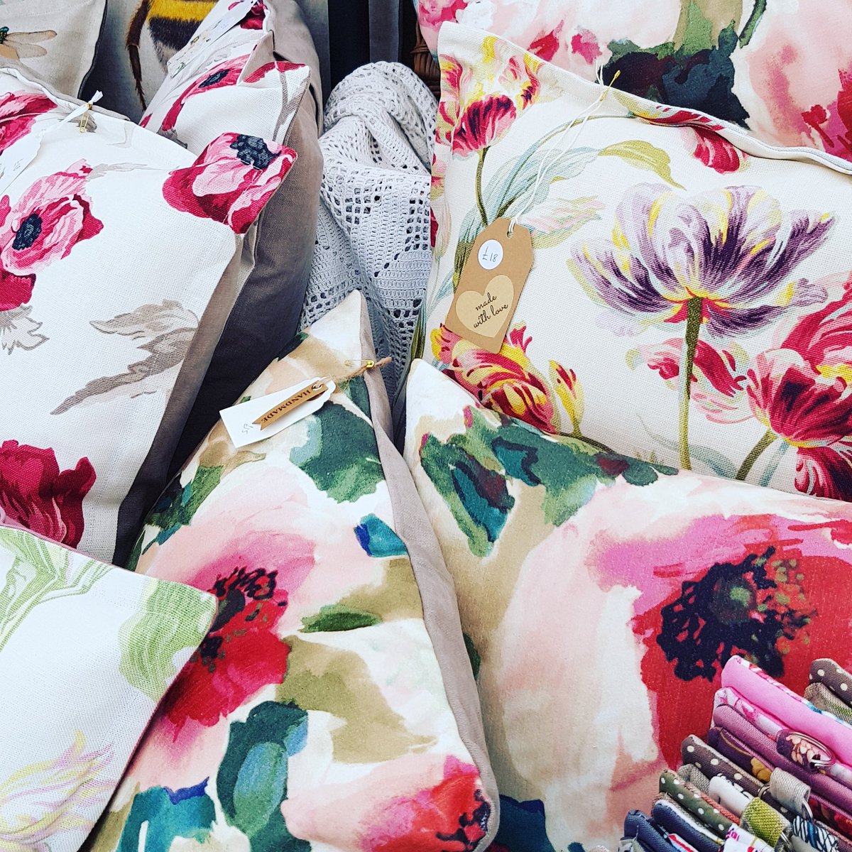 KeepLocalCraft's tweet photo. Sewing machine is in overdrive for #Sallystiches ahead of the @kentcountyshow on Friday 6th to Sunday 8th July in the #handmade #craftmarquee run by us #spreadtheword #supportlocal #kentcountyshow2018 #keepitlocal #textiles #cushions #kentevent https://t.co/yGZNFmPUGV