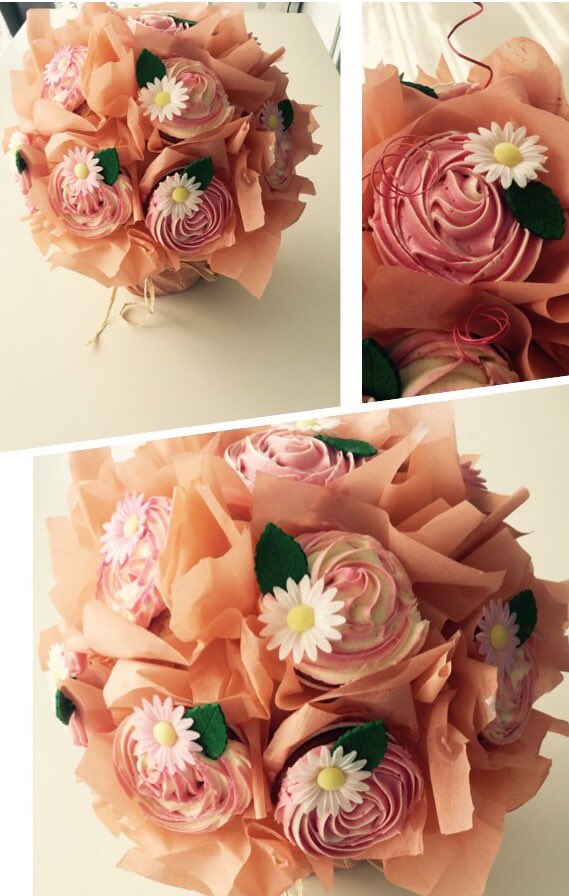 #CupCakes #handmadebyme #cupcakestrauß #ilovecupcake #mywork #pink #rose🌹🎀