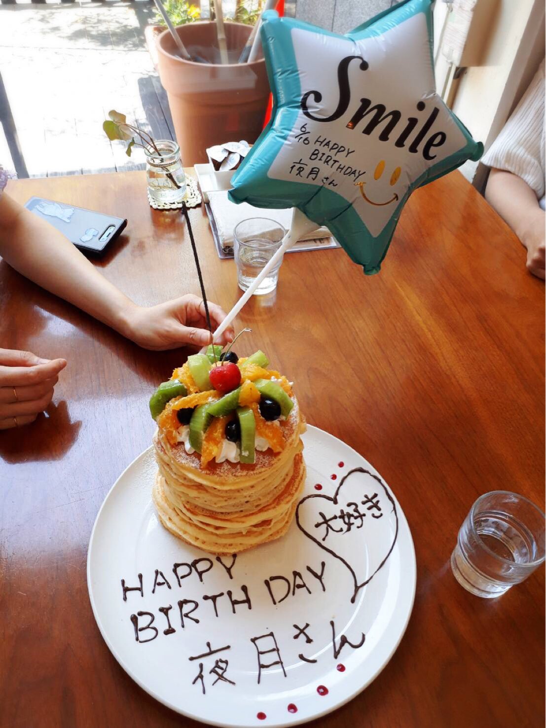 38mitsubachi公式 サプライズbirthday パンケーキ 38mitsubachi北四番丁店 お誕生日おめでとうございます 38mitsubachi 38kitchen パンケーキ 仙台駅 Pancake ご予約 カフェ 仙台カフェ みつばち ミツバチキッチン パンケーキ巡り