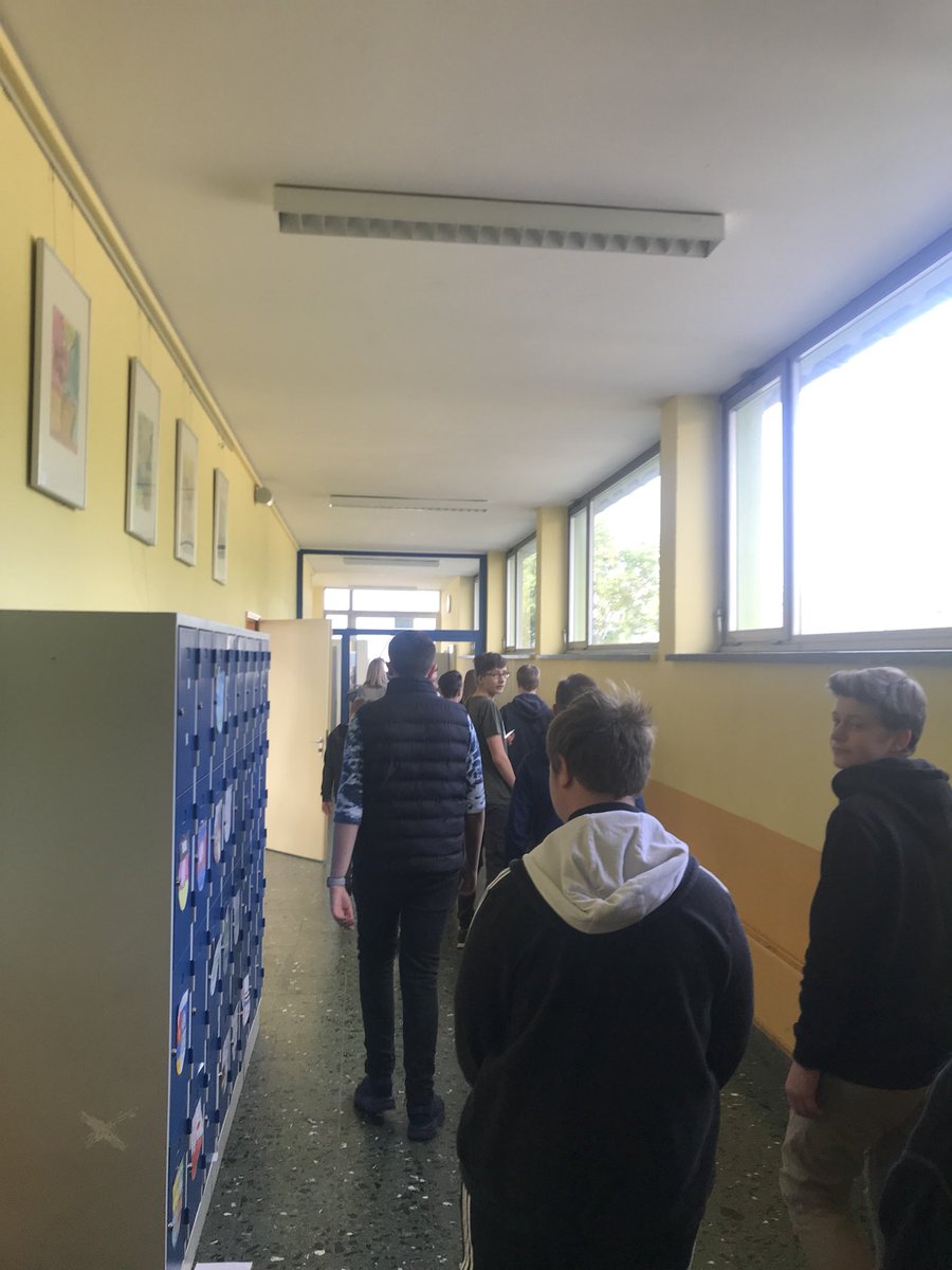 Woodlands_sch's tweet photo. Exploring our partner school and after break a double sports lesson! #dieSchule 🎓🇩🇪#WoodlandsinGesamtschuleHeiligenhaus @ukgconnection https://t.co/nx2Ibf2Fqh