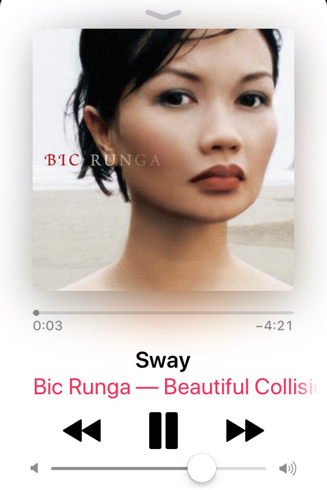 Poojaspillai's tweet photo. Favorite love song from my Emo adolescence.
Still beautiful
#commutejam https://t.co/vMfnniUaqC