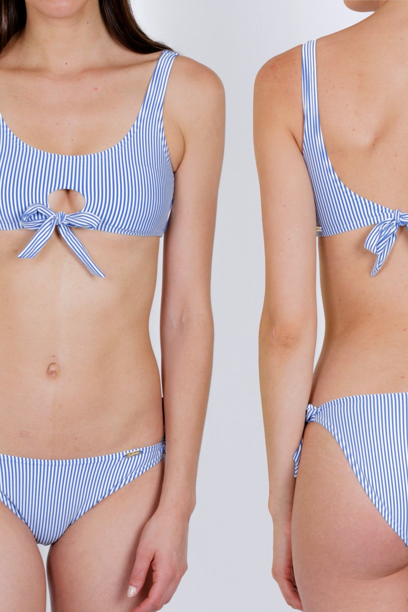 New Navio #Bikini , 80's fitness inspired

Sporty ➕ Sexy

➡ bit.ly/BikiniNavio 

#outfitoftheday #verano #verano2018 #ropadeplaya #brazil #marbella #operacionbikini #summerishere #playa #beach #menorca #playasdeespaña #spain #españa #enjoyspain #bikinishop #bikinis