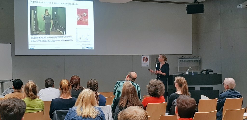 Julia Vaeßen tweet media