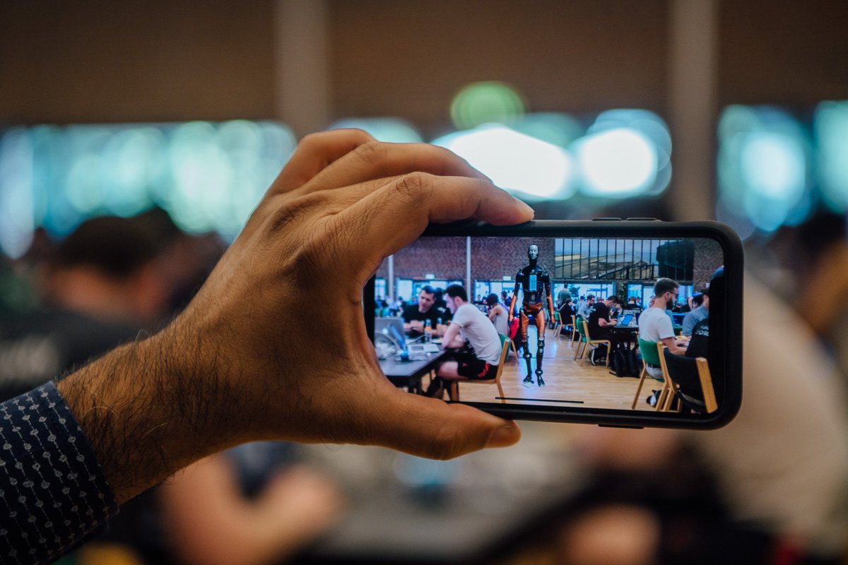 unitygames's tweet image. #UnityHackWeek Day 1: We&apos;re just getting started.