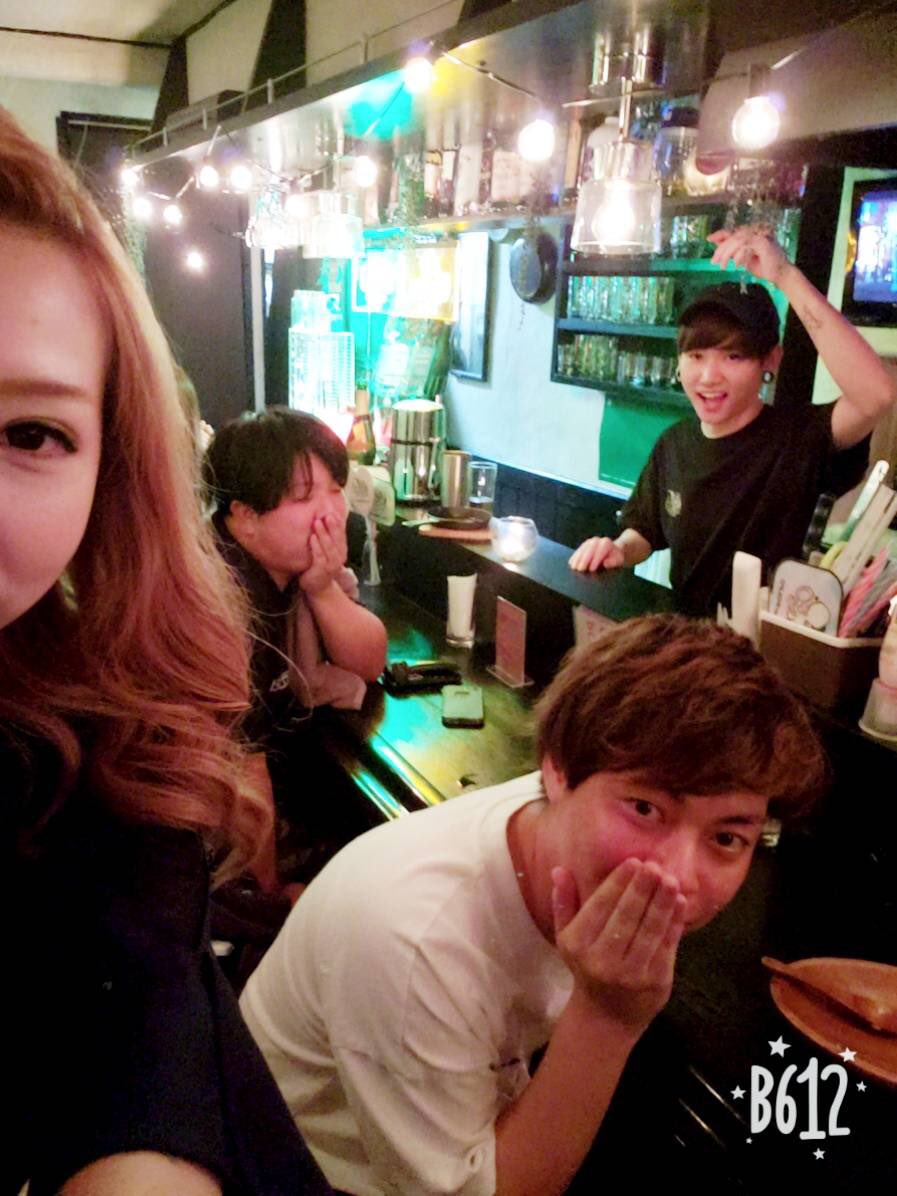 RLD_official's tweet photo. 昨日はメンバーで打ち上げがてらベースのしょっちんの店に行ってきた！
めちゃ楽しかったし早くこの4人でまたLIVEがしてぇ。 https://t.co/M05aQAbXZo