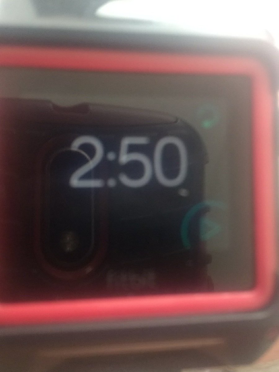 _BrettRalph's tweet photo. 100 press ups 2m 50 secs #100pressups https://t.co/21JCwEGKxk