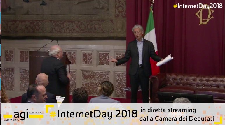 Agenzia_Italia's tweet image. #InternetDay

@RiccardoLuna accoglie sul palco #Cardani di @AGCOMunica -insieme a @marcoprat - dando il via al primo confronto della mattinata 
La diretta: bit.ly/2KqDTSQ 
#internetday2018 #ID2018