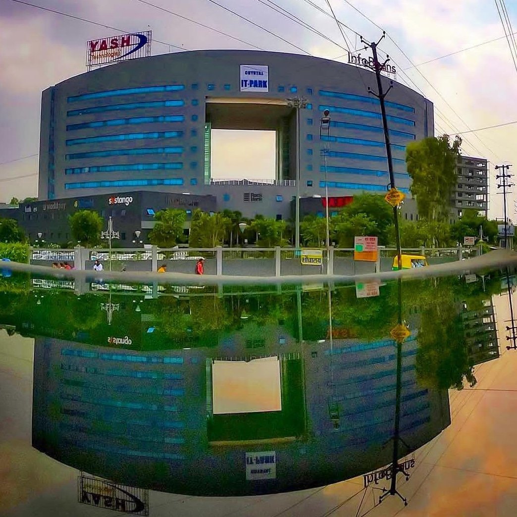 indorenow's tweet photo. #Indore #Indoreno1 #Indorenumber1 #Indori #Itpark https://t.co/UO8ERfz6DJ