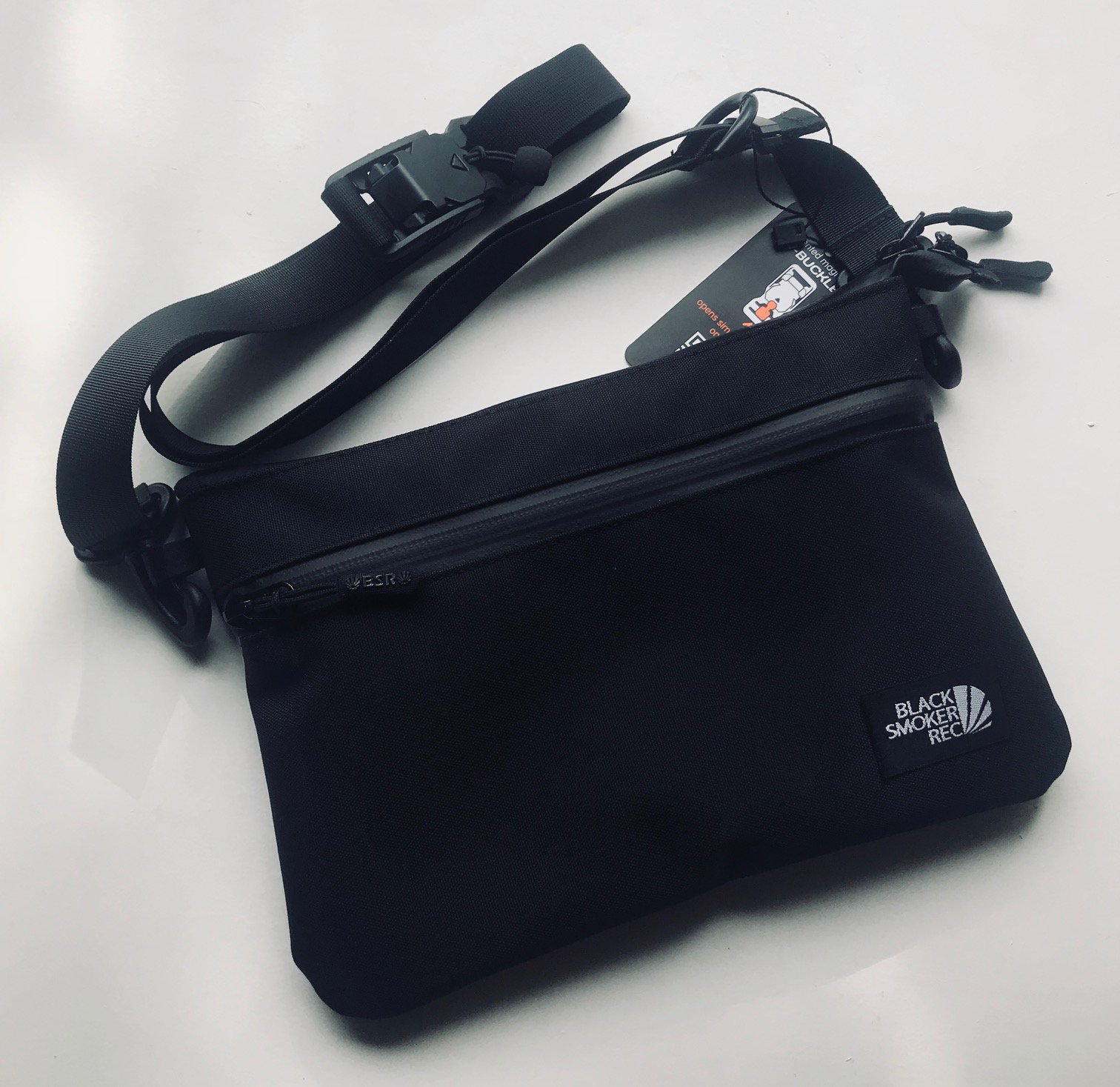 BLACK SMOKER サコッシュ BLACK SMOKER on X: 