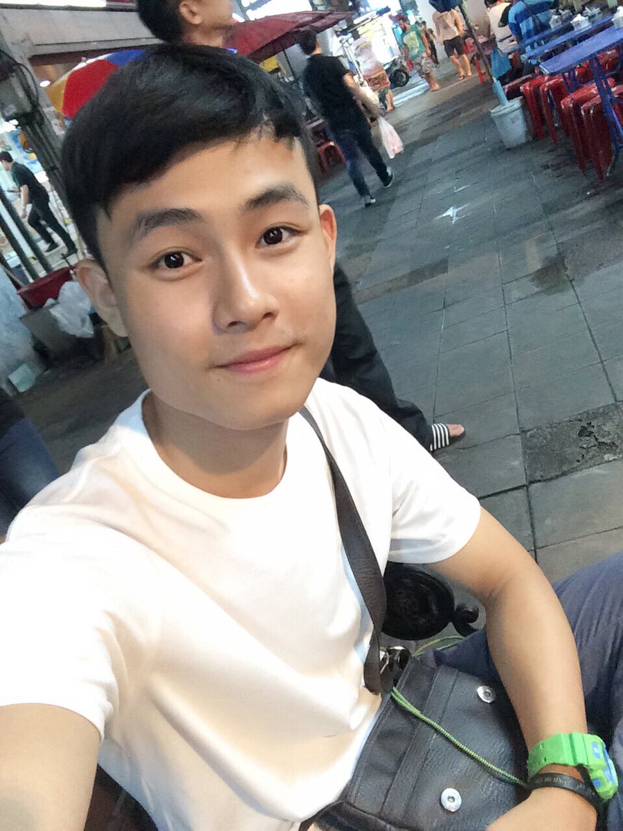 koko28655726's tweet photo. မဂၤလာပါသူငယ္ခ်င္းတို႔ https://t.co/wzEqQp2f2l