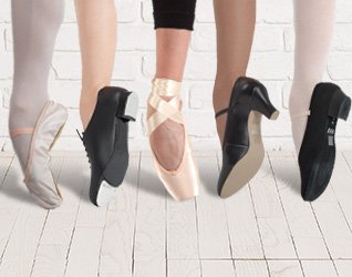soul2soledance1's tweet photo. @soul2soledance1 we stock everything you need for your #summer workshops, intensives and #dancecourses, #turners #footthongs #danceshoes #tights and an amazing range of #leotards which will make you feel amazing! We also stock boys #dance range too @MKmums2015 @Arts1sop π https://t.co/y62NCIi8lI