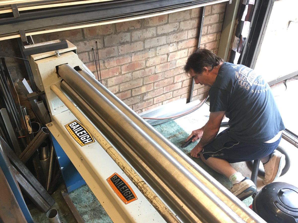 colin_furze's tweet photo. Cleaning up behind the @baileigh_industrial slip roller as you gotta keep it tidy people. #furze #baileigharmy #clean #sliproll https://t.co/SCFzerpfeP