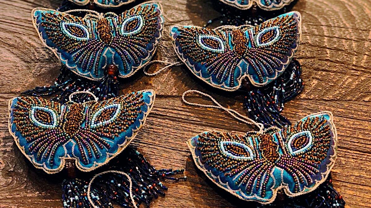 HameshaTimeless's tweet photo. Butterflies remind us that it’s never too late to transform ourselves 🦋 

Discover now: https://t.co/EPovOmLEWY ✨

#TuesdayThought #heatwave #fbloggers #mumshour #mumsnet #BeHappy https://t.co/tlOAFStHsI