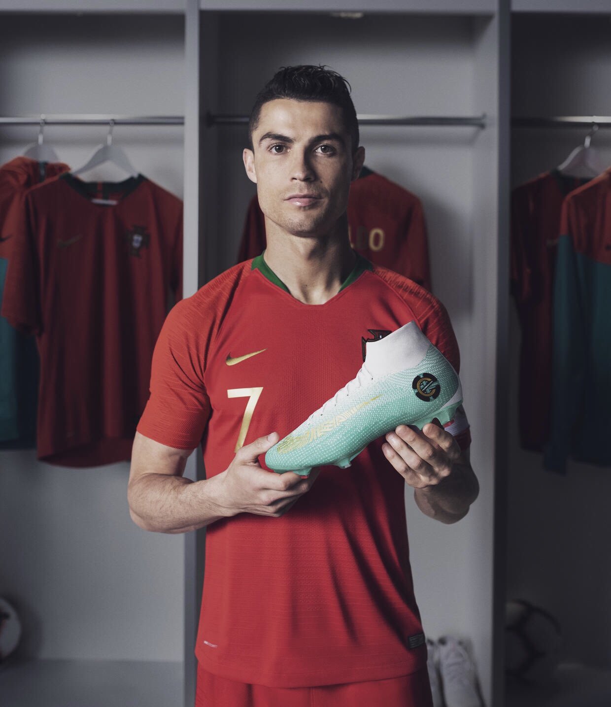 Twitter 上的 サッカースパイク Kohei Sblog ナイキ サッカースパイク マーキュリアル スーパーフライ Vi Fg Cr7 ポルトガル代表 C ロナウドが 18ロシアワールドカップの 決勝トーナメントから着用する スペシャルエディションカラー登場 T Co