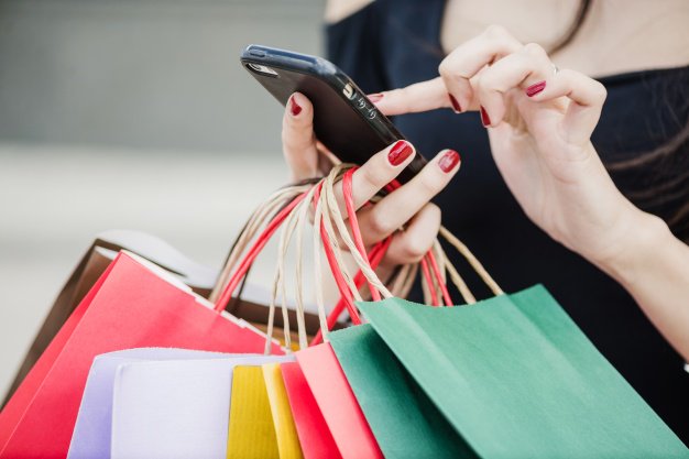 Empresarius_Net's tweet photo. Showrooming y las compras online
https://t.co/0vF7oYpSbZ https://t.co/GrVDC2ojfu