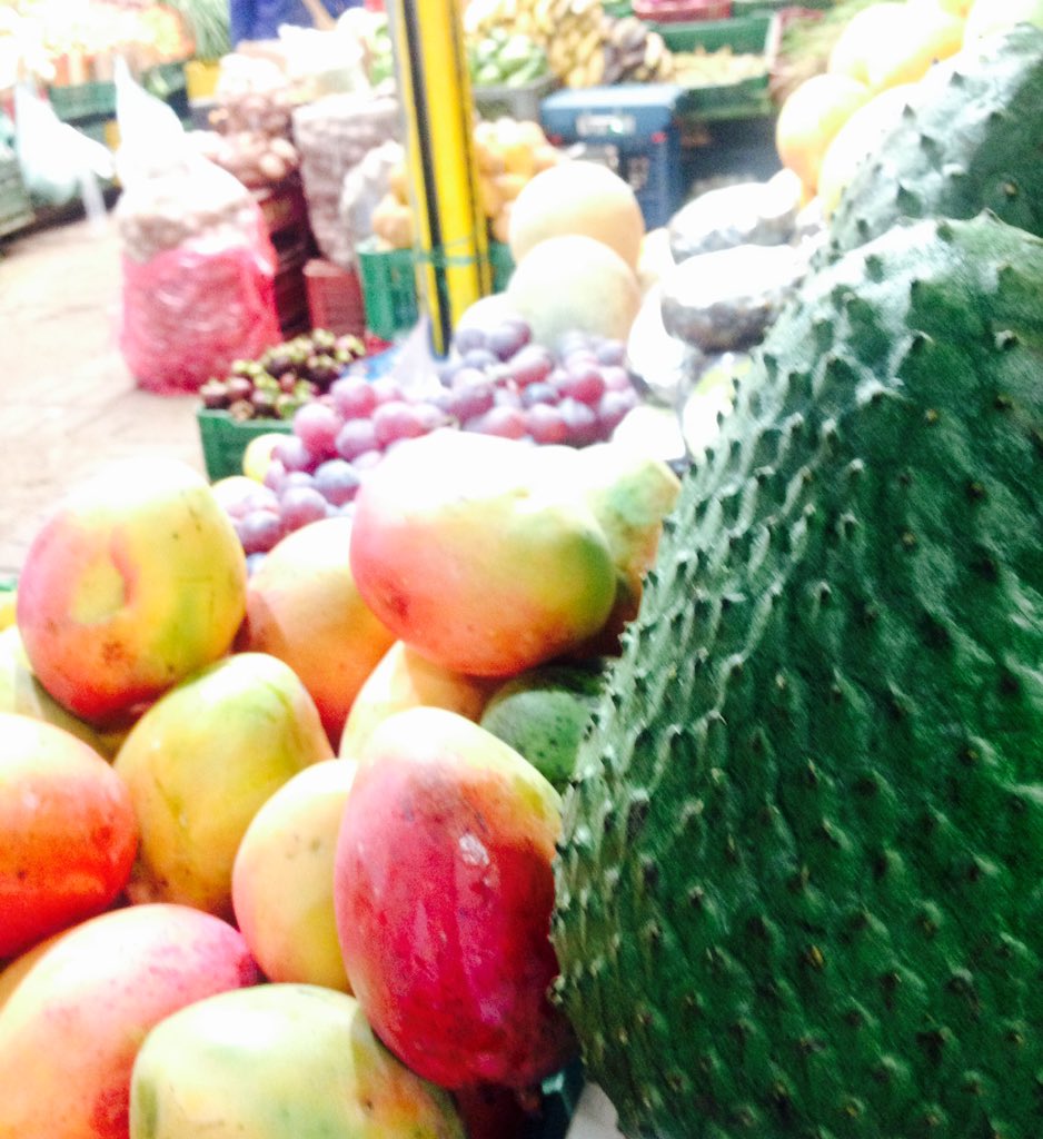 maurafruitnet's tweet photo. Huge thanks to Juliana and Mireilla for such an informative (and tasty) tour of Bogotá's Paloquemado Market #FFC2018 https://t.co/avPzYwNcSQ
