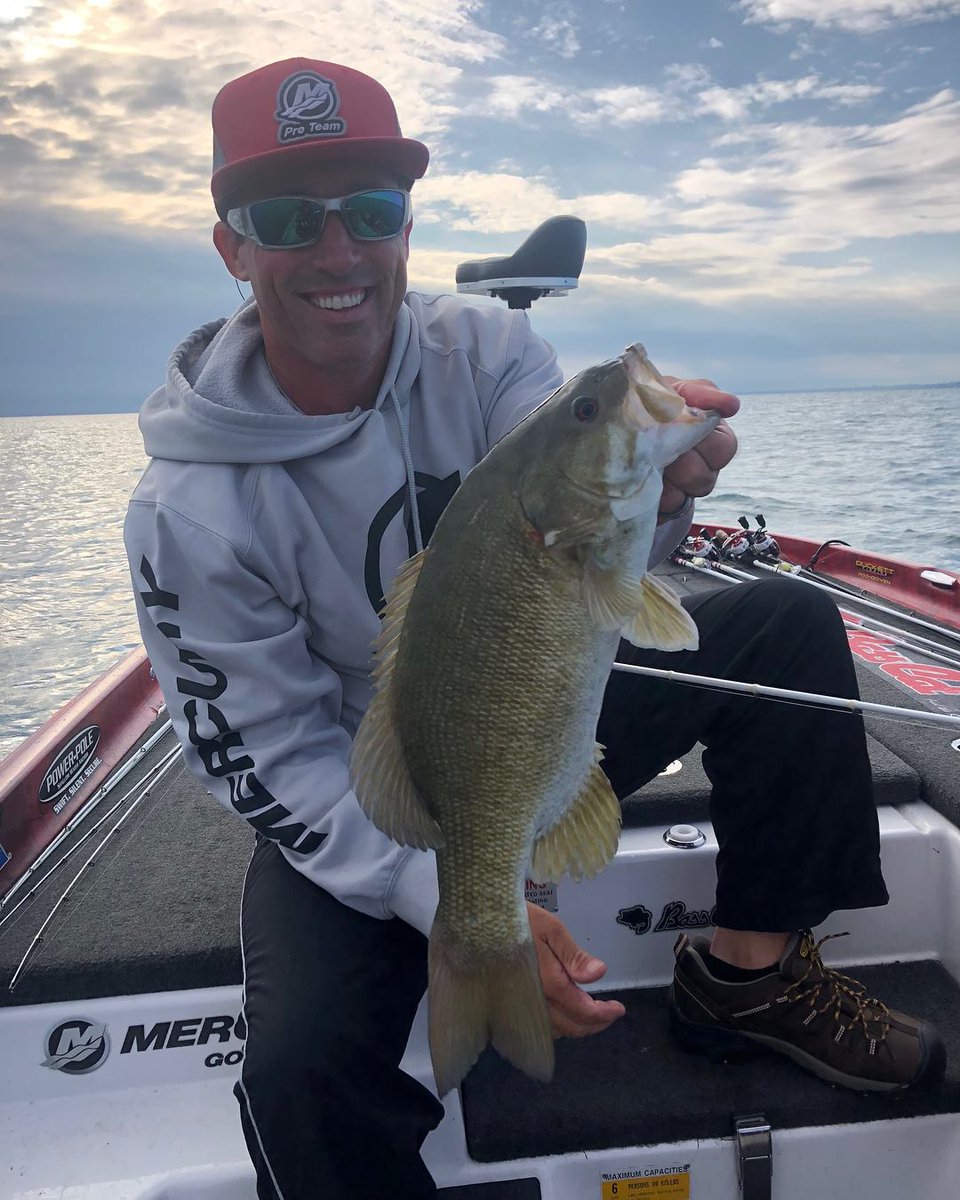 BrittFishing's tweet photo. Britt’s on #LakeStClair this week for @FLWFishing >>> Looks like he’s catching 🎣 some good ones 🐟  ~kw https://t.co/Wm3fn50a4H