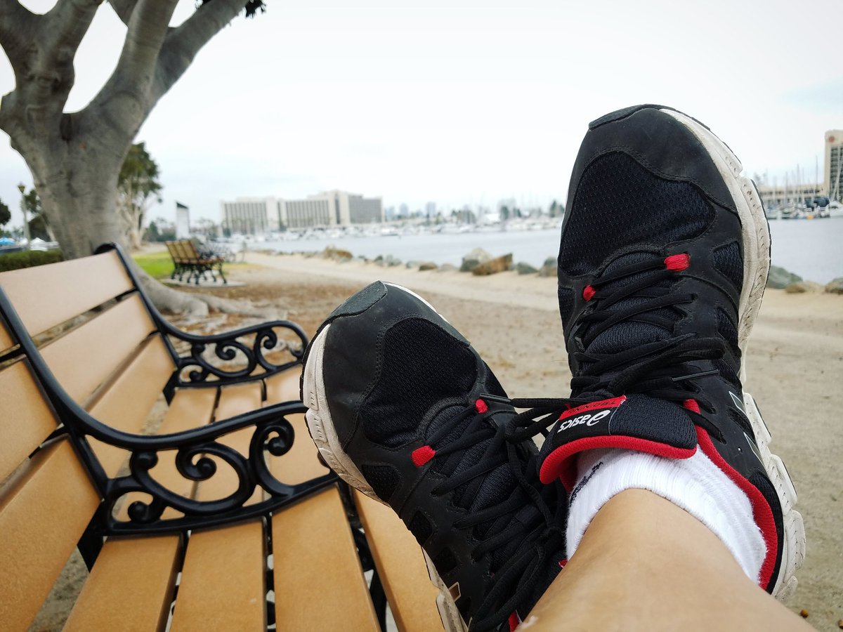 ComicConFit's tweet photo. #SDCCtip: If you are buying new #shoes for #SDCC #SDCC2018, make sure you start breaking them in at least two to three weeks before the big day!
What kind of shoes do you like to wear at #ComicCon? #NewBalance and #Asics are good for my wide feet! 😆
#ComicConFit #SDCCtips https://t.co/FSAMRUcIfo