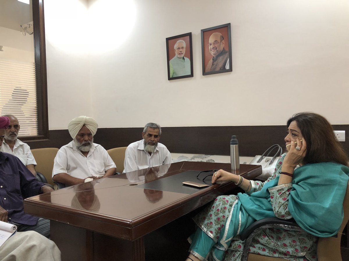 Kirron Kher tweet media