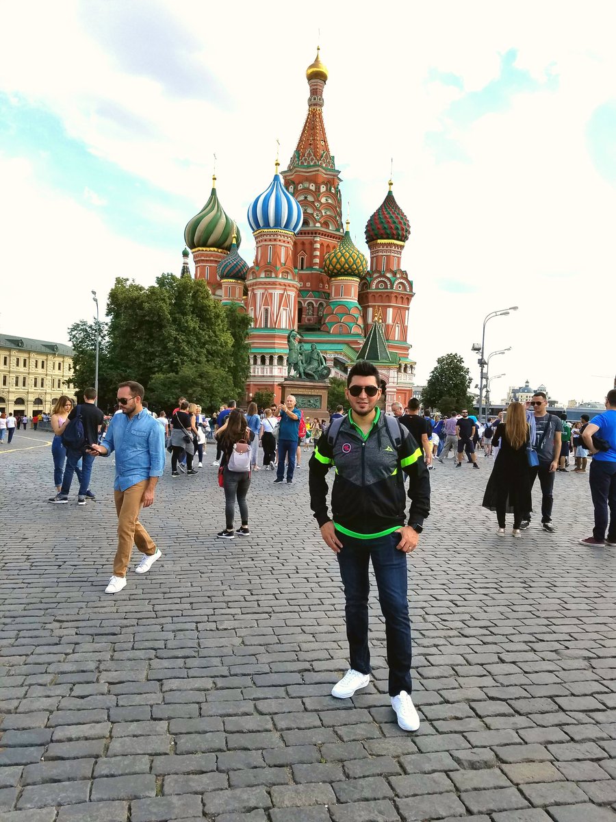 Saludos desde Moscú Rusia <a href="/ElRecodoOficial/">Banda El Recodo de Cruz Lizarraga</a> #RecodoEnRusia #RecodoTocandoEnRusia <a href="/fifaworldcup_es/">Copa Mundial FIFA 🏆</a>