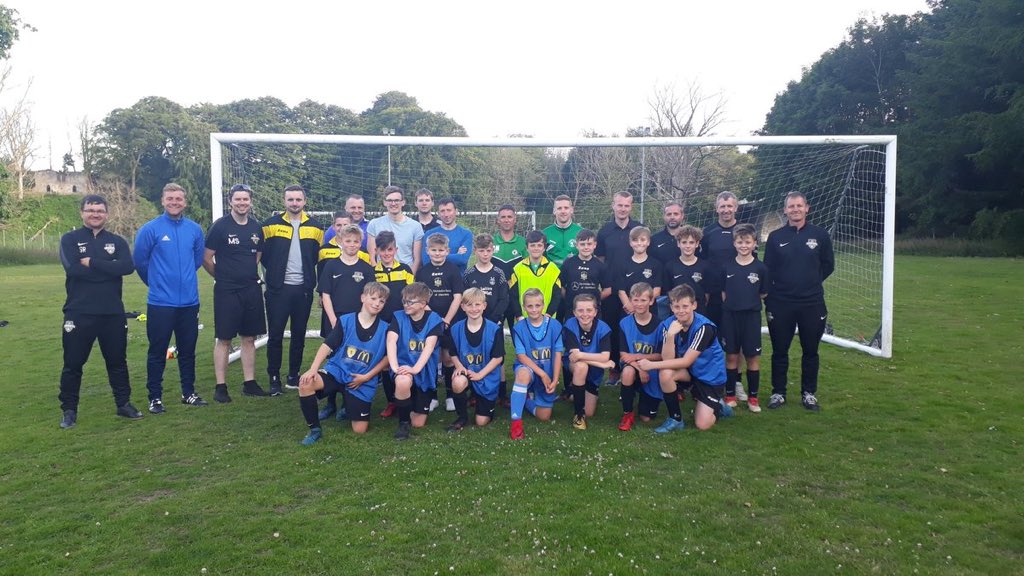 Scott_Duncan88's tweet photo. Great to bring @East_End_Lewis coaches together for last nights #CommunityClubProject curriculum in-service ⚽️ https://t.co/SwTzzYRw7t
