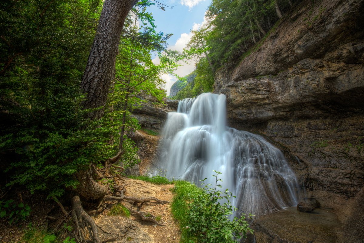 🏔 Qué ver en el Parque Nacional de Ordesa y Monte Perdido: sitiosdeespana.es/articulo/que-v…
📖 Guía para que disfrutes al máximo de tu visita a esta maravilla de la naturaleza. 🌲#OrdesaCentenario #Huesca #PirineoAragonés