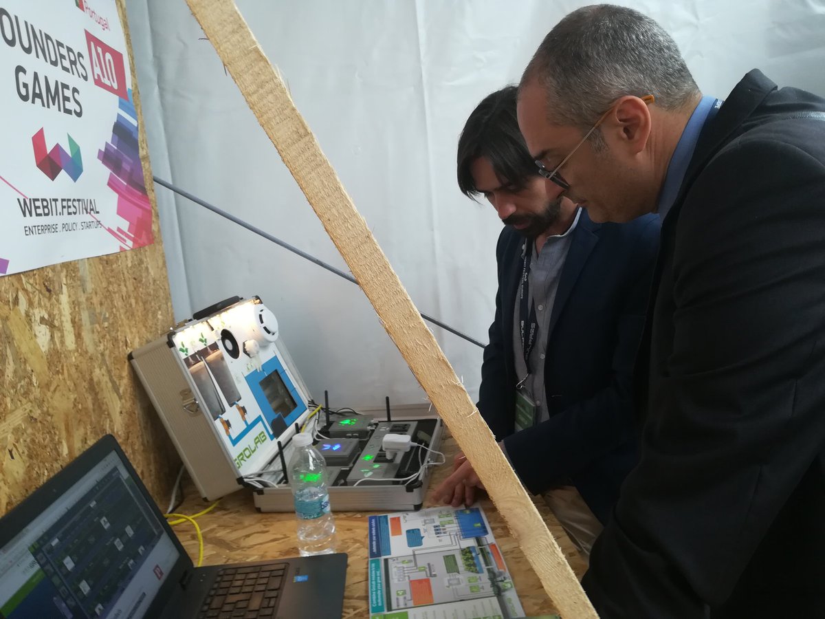 <a href="/Core_Lab_Lecce/">CoreLab</a> :  visita del Prof. Corallo presso le startup che gareggiano @WebitCongress