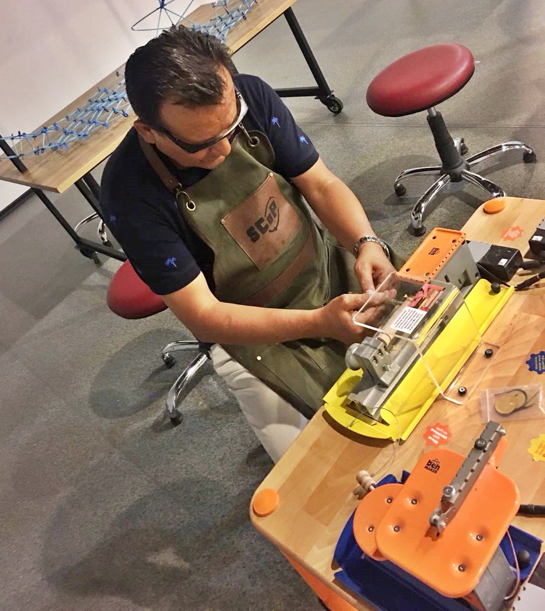 scopcomtr's tweet image. ❗Sadece Çocuklar değil VELİLER'de üretmek ister ❗😉
⭐SCOP Maker Studio'da üretim yapan Velimiz Hüseyin KAL'a bu keyifli görüntüler için teşekkür ederiz👏👏👏 
👉 scop.com.tr 
☎0312 491 76 69 📱0542 299 25 74 #scop #makerstudio #maker #robotikkodlama #ahşapatölyesi