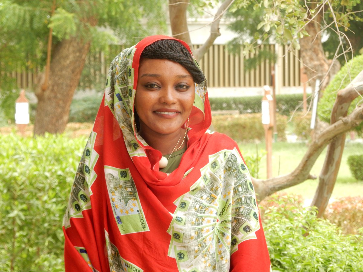 DMAlkhali's tweet photo. Retweeted Moëz BHAR (@moezbhar):

Ma dernière interview avec la talentueuse jeune écrivaine tchadienne Zenaba Tidjani Idriss Dinguest dans @revueafrique 
#Tchad #Culture #Littérature https://t.co/pTOumBtuAF https://t.co/nqvwAtgxKz