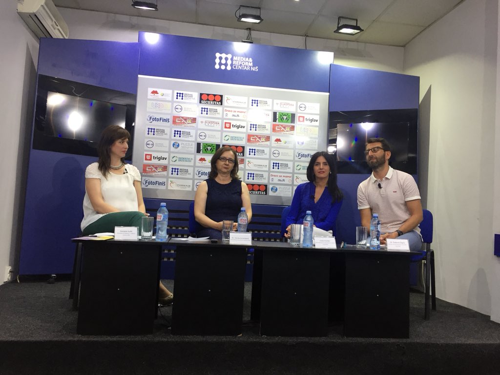 mediacentar_nis's tweet photo. .@MaravicDanijela, MRCN: Ova tema zahteva multidisciplinarni pristup, kao i da se njena aktuelnost održava tokom čitave godine. #gradskiforum https://t.co/B17GxJ5r9N