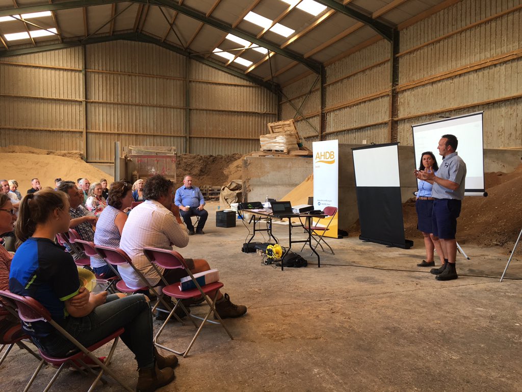 AHDB_Dairy's tweet photo. The sun is out and #Dairy farmers have come from all around for an eye opening event at today's #StrategicDairyFarm event at @HaltonFarms, with Knowledge Exchange Manager @Jostwest https://t.co/NV3dHNXfDq