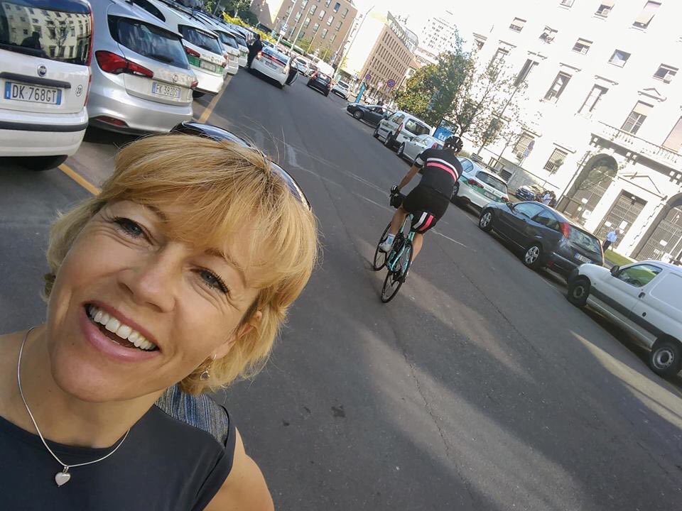 WLR_CC's tweet image. That’s it!!!!.... WLRCC Club Rides @PaulRidesHome has started!!! @rachelberney has just sent this picture of the first few metres of Paul’s 1800km ride home from Milan to London👏🏻👏🏻 @UKCycleChat @cyclingweekly @Warwick_Courier #wlrcc #getpaulhome