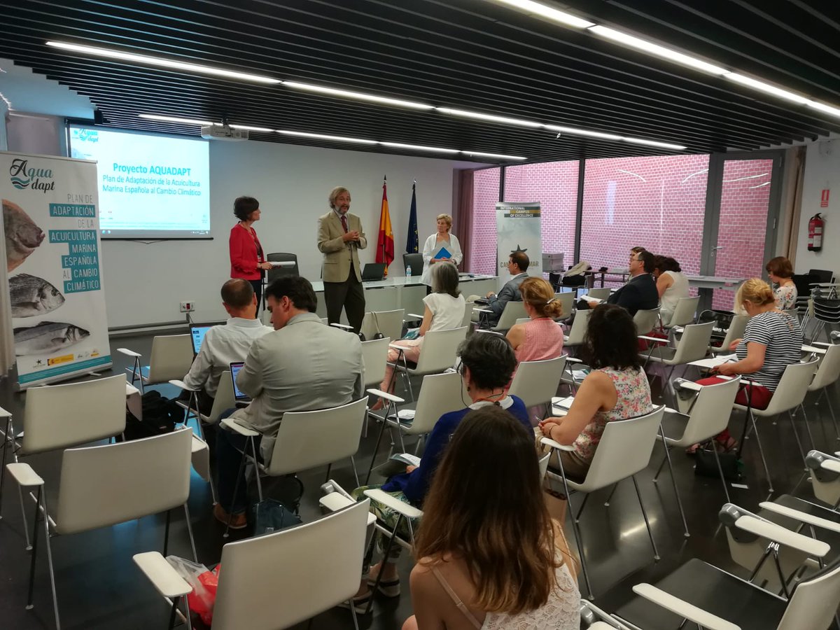 El subdirector de la <a href="/FBiodiversidad/">Fundación Biodiversidad</a> , Ignacio Torres Ruiz-Huerta, inaugura el acto de presentación del plan de adaptación del sector de la acuicultura española al CC hoy en Madrid en la Secretaría General de Pesca @mapamagob