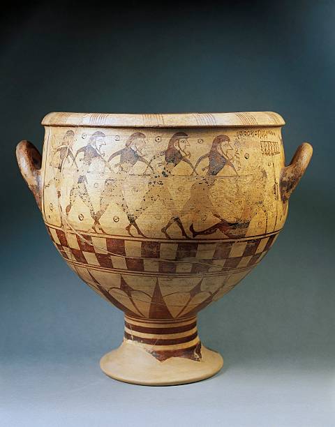 SeeRomeWithMe's tweet photo. The Etruscans lived in Italy long before the Romans. Amazing civilization, they traded and fought against the Greeks. This is a VII c. BC vase depicting the blinding of the cyclops Polyphemus (from the Odyssey). At the #capitolinemuseum #rome #archaeology #romeing #rometourguide https://t.co/NTrXw23kPo