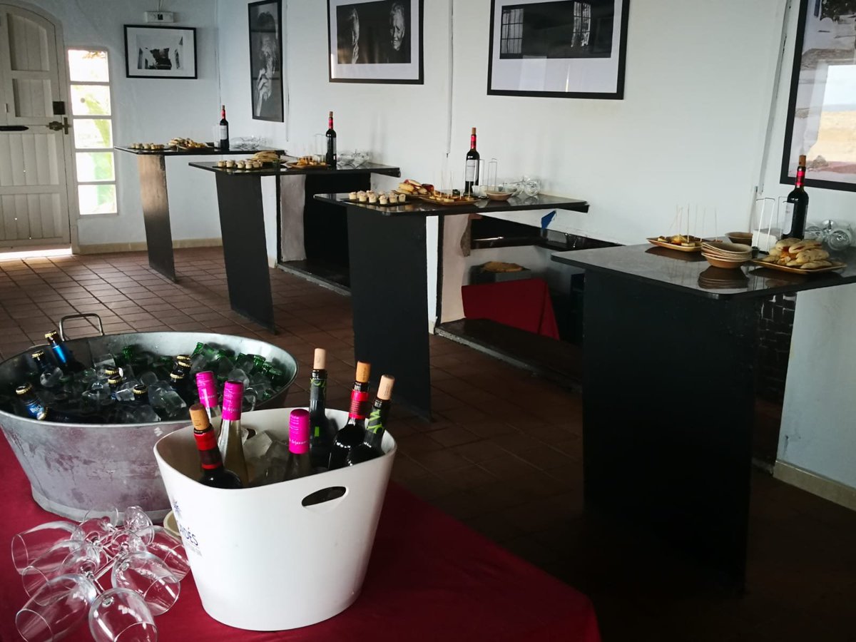 Gr_Lamarca's tweet photo. Os dejamos #FOTOS de un #Coctel realizado en #Chaman de #LosEscullos donde nuestros invitados pudieron disfrutar de un #día magnífico.

#Lamarca #GrupoLamarca #Almería #viviresincreible #CoctelLamarca #EventosLamarca #Catering
#CateringLamarca #Escullos https://t.co/fPhHZAuxXc