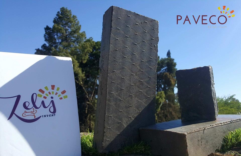 This is #PAVECO our 1st Zelij Invent's eco-friendly product, made from recycled plastic. It can be used in all the same ways as regular products 😍⛈🌞🌨. And are 100% Moroccan 🇲🇦🇲🇦.
