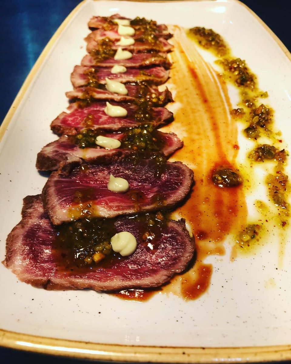 Rstlaplata's tweet photo. Y ESTA SEMANA...Cocina con un toque de Fusión
🍴#Tataky de presa con mahonesa de wasaby y vinagreta de #pistachos👌
Reserva tu mesa YA ☎ 923 40 02 82
➡️ CALLE RECREO Nº 93 (1,06 km) 37700 #Béjar
-
-
-
-
#restaurantelaplata #Bejar #guijuelo #salamanca #Extremadura #Ávila https://t.co/iIdSNgUDrh