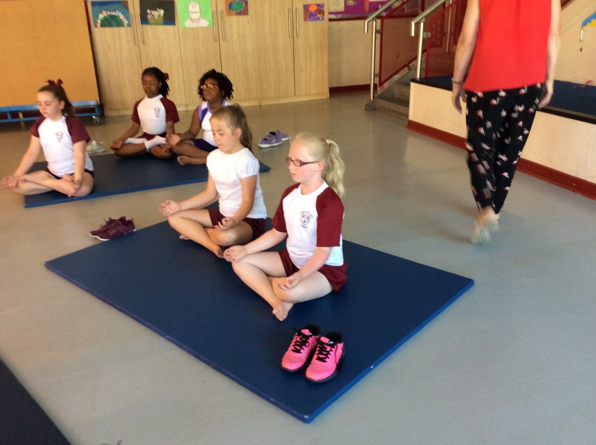 Y4StCecilias's tweet photo. Year 4 enjoying yoga, learning new stretches and strengthening exercises #SportsandHealthWeek https://t.co/Rzu587QjkH
