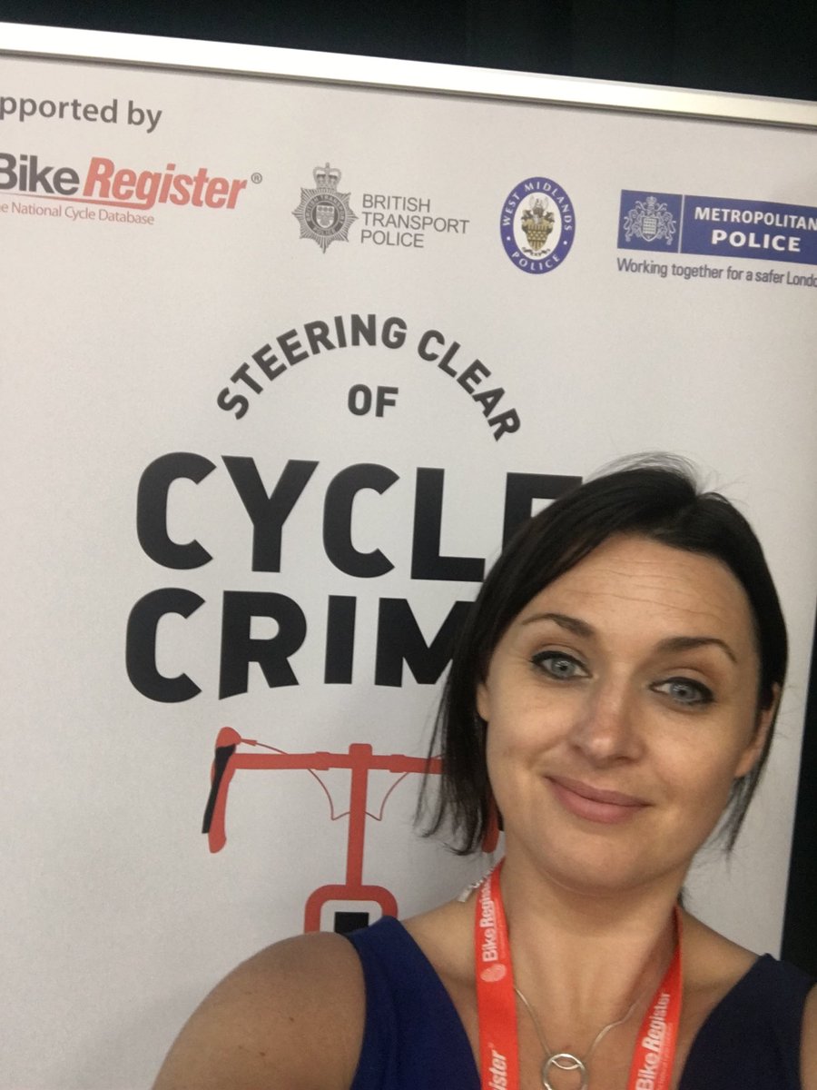 CS_Glos's tweet photo. Thank you @bikeregister for inviting me to speak about @CrimestoppersUK and our #MarkLockReport #gloucestershire cycle crime with @glospolice project #cyclecrime18 https://t.co/1vjzHRJDxj