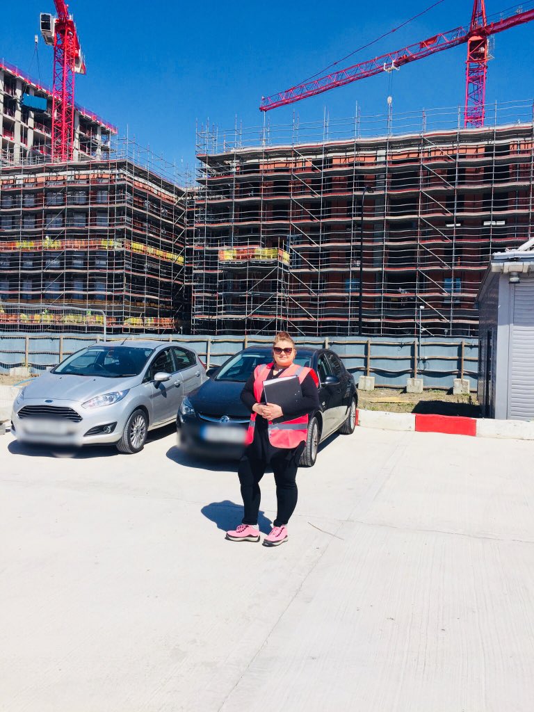 A lovely day for a site visit to Gallions Reach to meet Telford Homes #WomenInConstruction #WomenInSurveying #SurveyingSisterhood #ILoveMyJob #Scaffolding @TRAD_Scaff