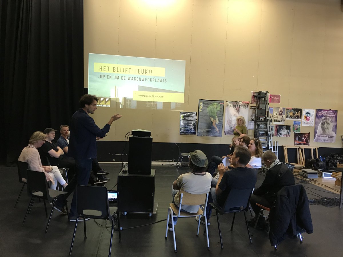 wagenwerkplaats's tweet image. Leuke opkomst bij het lunchpraatje in  en over de @LASWERK plaats en Samenwerkplaats 2.0. Prisca aan het woord.