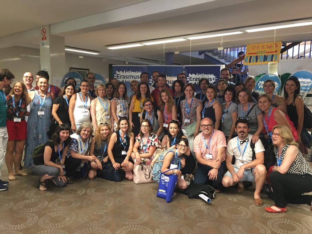 IES Enric Valor El Campello tweet media