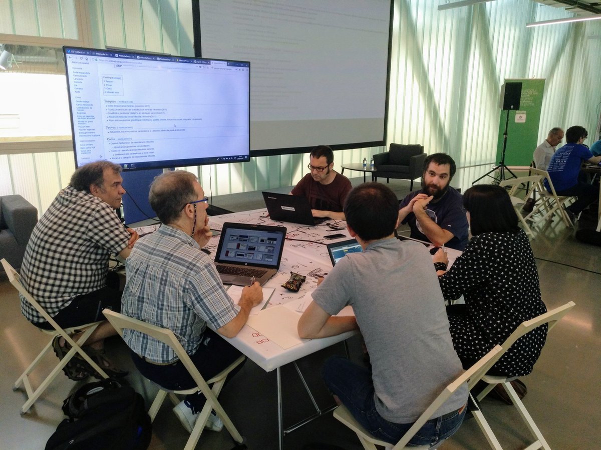 Wikimedia lantegiak martxan: Txikipedia, Wikiteka eta bot-ak eta atazen automatizazioa #ElkarEkin <a href="/ueu_orokorra/">UEU</a> <a href="/euwikipedia/">Euskarazko Wikipedia</a> <a href="/_ALDEE/">ALDEE</a>