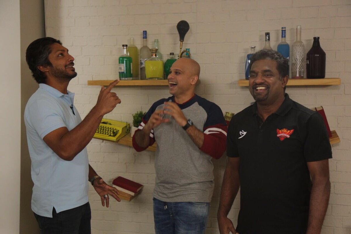 KumarSanga2's tweet image. Murali's record for not talking might only be 8 seconds, but it was thoroughly enjoyable to listen to him and chat with @vikramsathaye about some of the funniest stories in Sri Lankan cricket!
Watch the episode here: youtu.be/q-qAKqunCFw

#YouTubeCricketStories #WhatTheDuck3