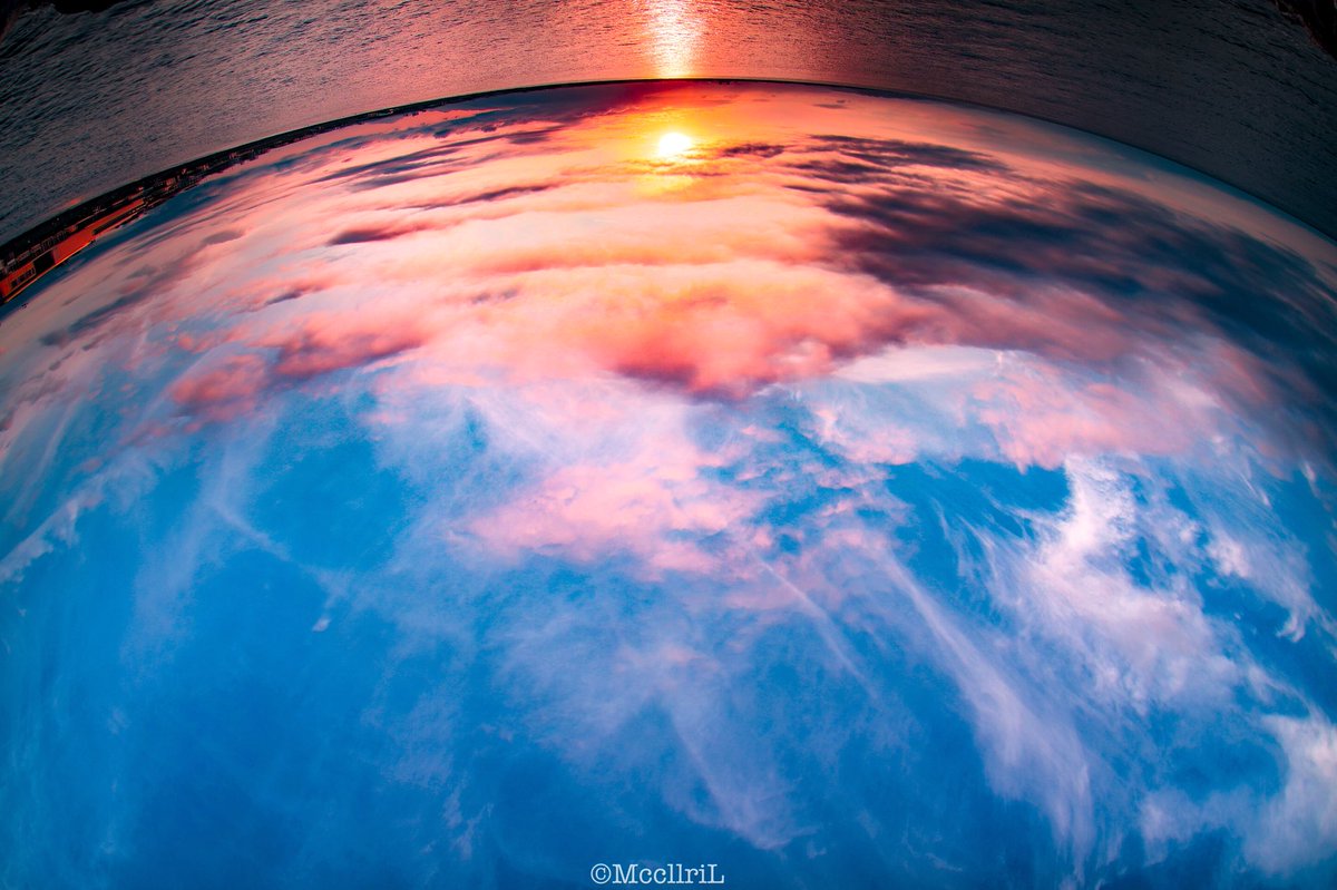 cllriL's tweet photo. 魚眼で撮る夕景は定期的に発信していきたい
#photography #cordgraphy https://t.co/GoLn39sT0A