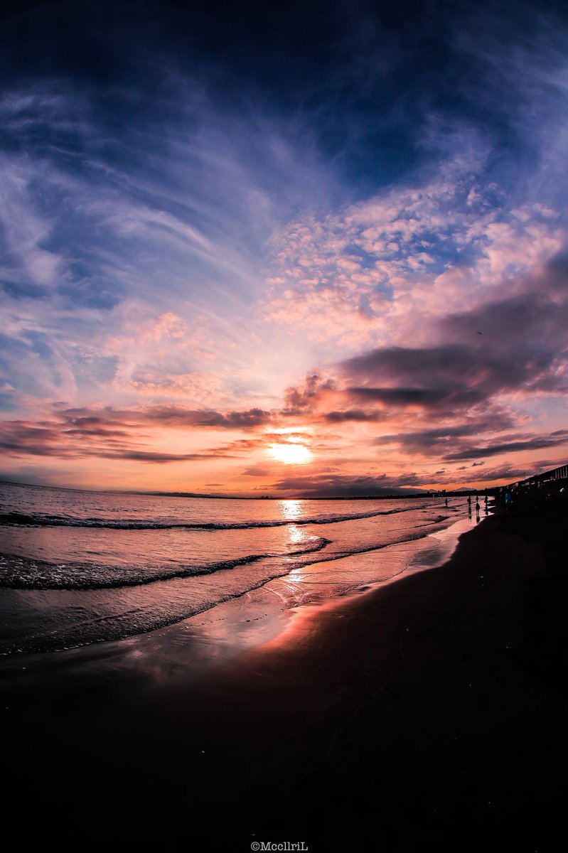 cllriL's tweet photo. 魚眼で撮る夕景は定期的に発信していきたい
#photography #cordgraphy https://t.co/GoLn39sT0A