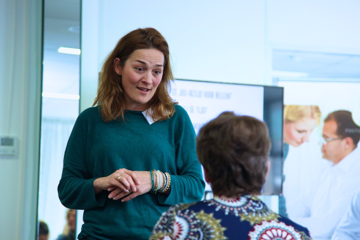 What makes you Tick <a href="/VickyMarijnen/">Vicky Marijnen</a> vertelt je in de workshop alles over hoe je 'aan' gaat. Welke #talenten bezitten de #secretaresses? #voscongres #jaarbeursutrecht