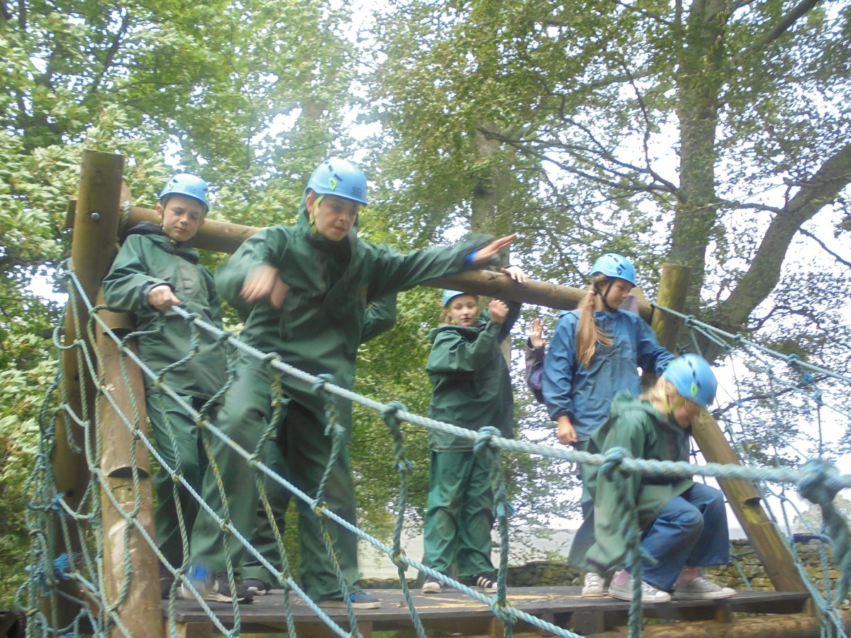 CPAMissJohnson's tweet photo. A great time had by all at Robinwood @CroftwayPrimary https://t.co/o68qG6wluN